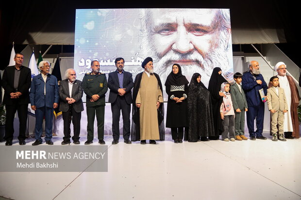 بزرگداشت استاد مسعود نجابتی