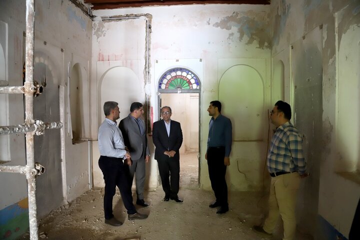 مرمت بنای تاریخی کتابخانه عمومی مصلحیان بوشهر ادامه دارد مرمت بنای تاریخی کتابخانه عمومی مصلحیان بوشهر ادامه دارد