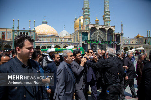 مراسم تشییع آیت الله یوسف پور در قم