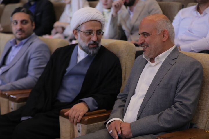 جشن ازدواج ۴۰ زوج دانشجو در تهران برگزار شد