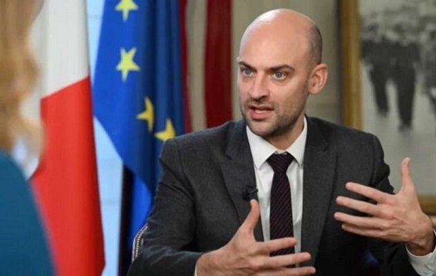 Fransa Dışişleri Bakanı'ndan Ermenistan'a ziyaret