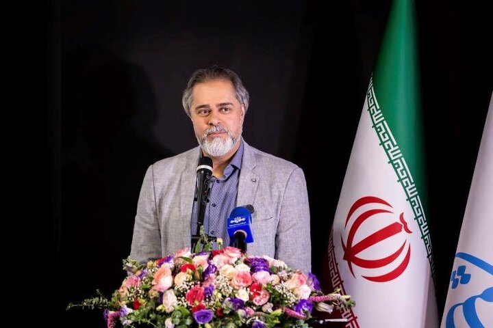 تجلیل از جهانگیر میرشکاری با اعطای نشان درجه یک هنری