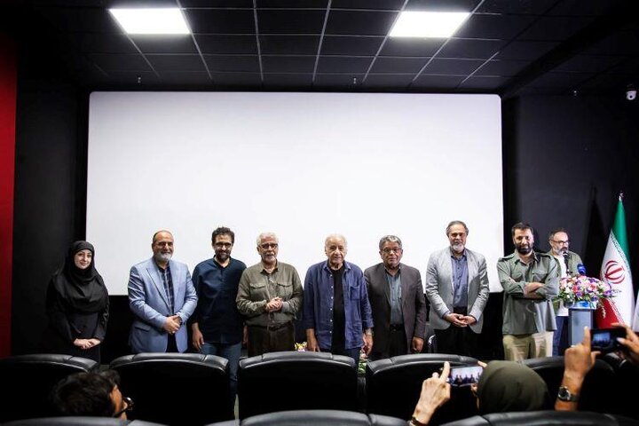 تجلیل از جهانگیر میرشکاری با اعطای نشان درجه یک هنری