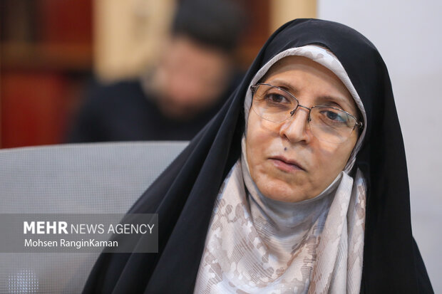 نشست هم اندیشی «بررسی الگوهای جدید رابطه و راهکارهای نوین ازدواج»
