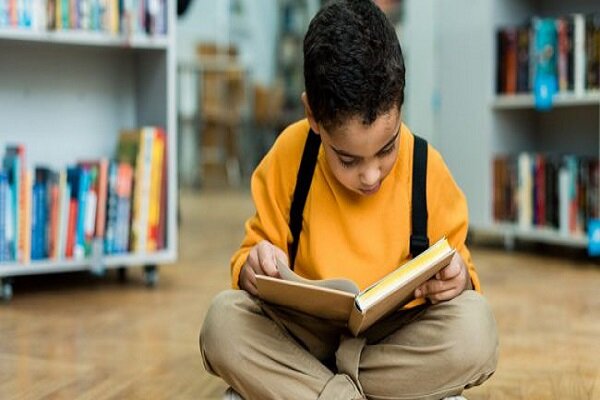 هشدار درباره افت ظرفیت گفتگو و مطالعه در نسل جدید