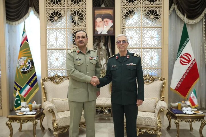 İranlı komutan: İran ve Pakistan, sınırdaki terörle mücadelede kararlı
