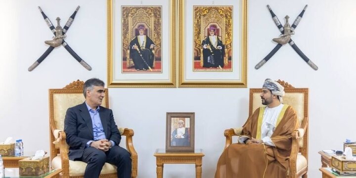 Iran, Oman explore ways to develop banking cooperation