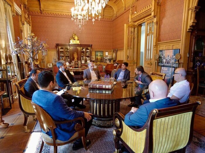 Rus sanatçılar İran’da dizi çekecek