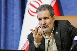 شهرک‌های صنعتی برق خورشیدی می‌گیرند