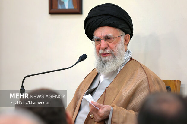 
Leader's meeting with provincial governors