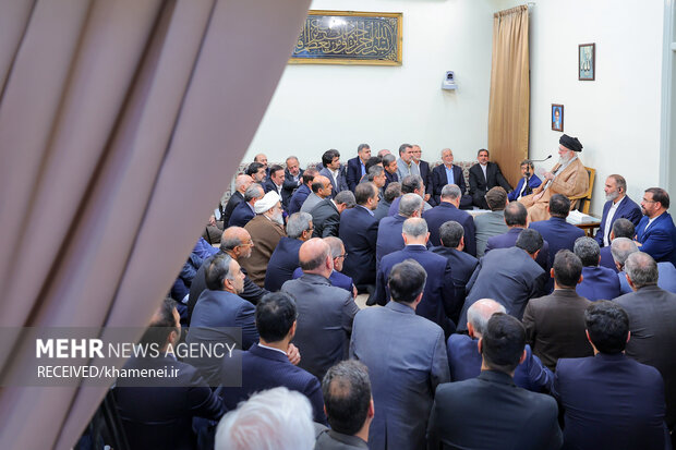 دیدار وزیر کشور و استانداران با رهبر معظم انقلاب اسلامی