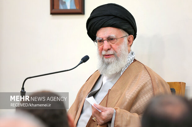 دیدار وزیر کشور و استانداران با رهبر معظم انقلاب اسلامی