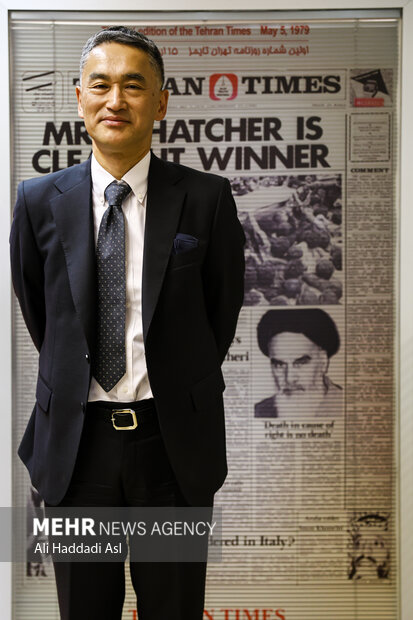 Japan’s envoy to Tehran tours MNA HQ
