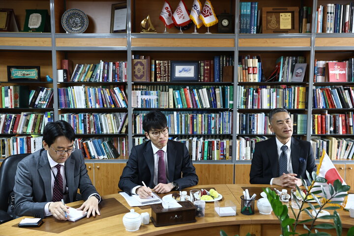 Japanese ambassador talks bilateral relations in Tehran Times visit
