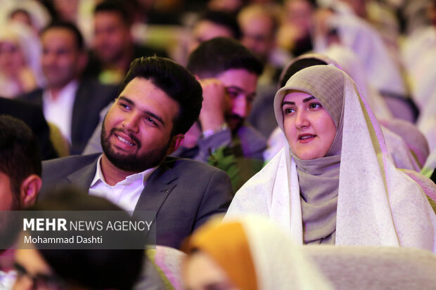 جشن ازدواج دانشجویی در اردبیل