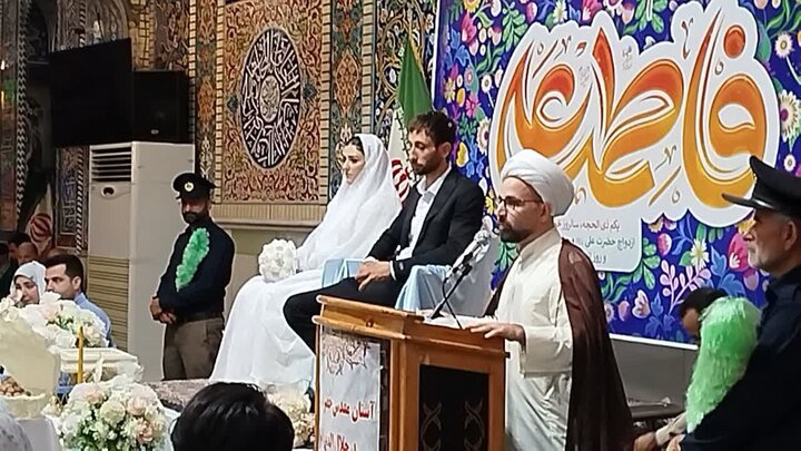 برگزاری جشن ازدواج ساده برای زوجین جوان در آستانه اشرفیه