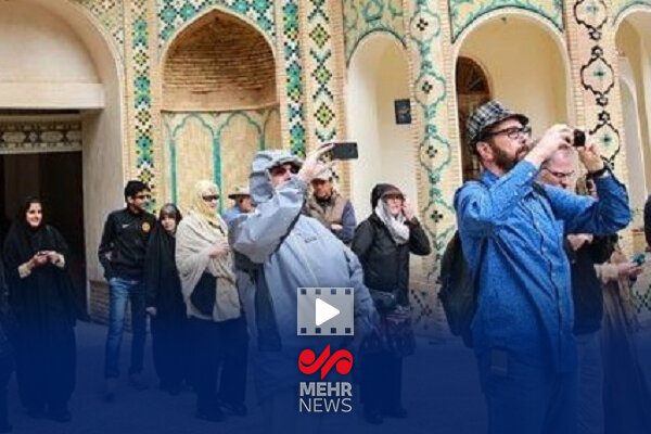 امیدواری به آغاز حرکت گردشگران مصر به تهران و بالعکس