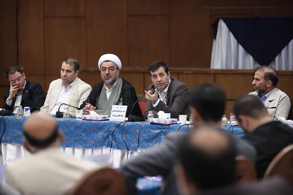 ورزش،حراست،جوانان،دنيامالي،سمينار،دكتر،اظهار،قانون