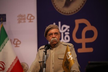 محەمەد عەلی سوڵتانی: مامۆستا هەژار شەترەنج بازی فەرهەنگی کوردییە