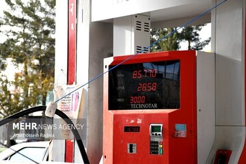 کشف قاچاق ۳میلیون و ۷۲۰ هزار لیتر بنزین در یک جایگاه سوخت هرمزگان