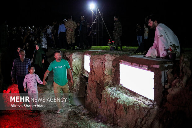 نمایش میدانی «ساعت به وقت بهشت» در فومن