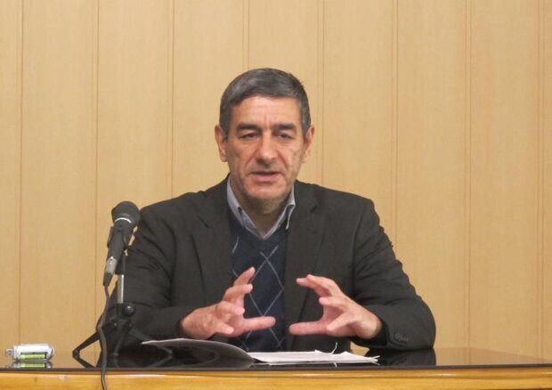 مسئله خودکشی، صرفاً روانپزشکی نیست و مسئلهای فلسفی نیز هست