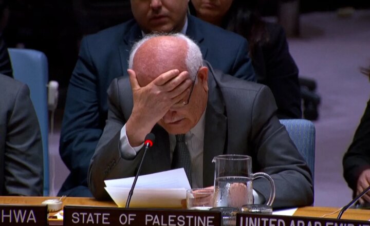 اقوام متحدہ میں فلسطینی مندوب غزہ کے بچوں کے درناک مصائب پر آبدیدہ ہوگئے+ ویڈیو