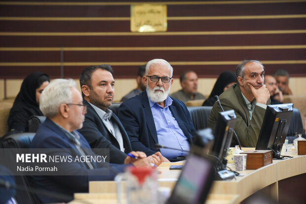 امضای تفاهم نامه مشترک بنیاد شهید کشور با استاندار البرز