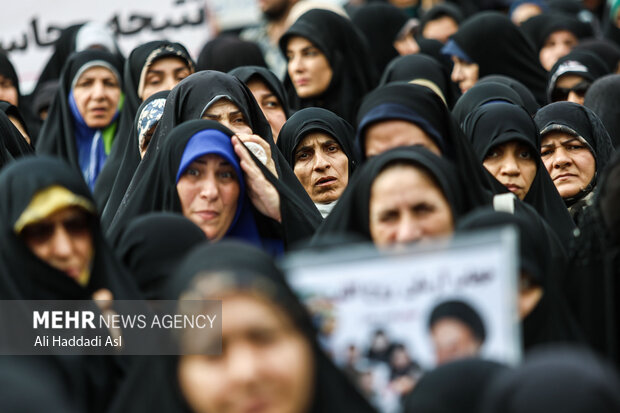 راهپیمایی دختران انقلاب