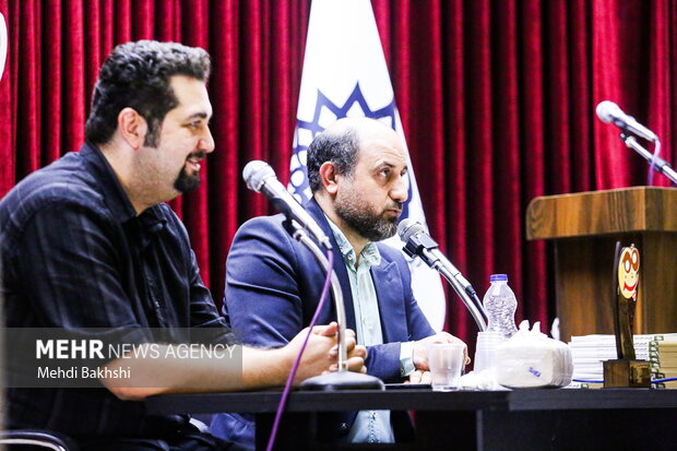 محفل طنز قمپز حوزه هنری استان قم