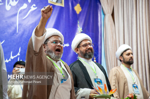 برپایی همایش عزم علما از سوی دفتر نماینده ولی‌فقیه و رهبر شیعیان پاکستان در قم