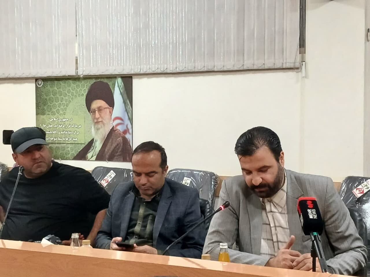 مهر،خبرگزاري،تأكيد،مدير،محمودي،اسناد،كتابخانه،شرق،مركز