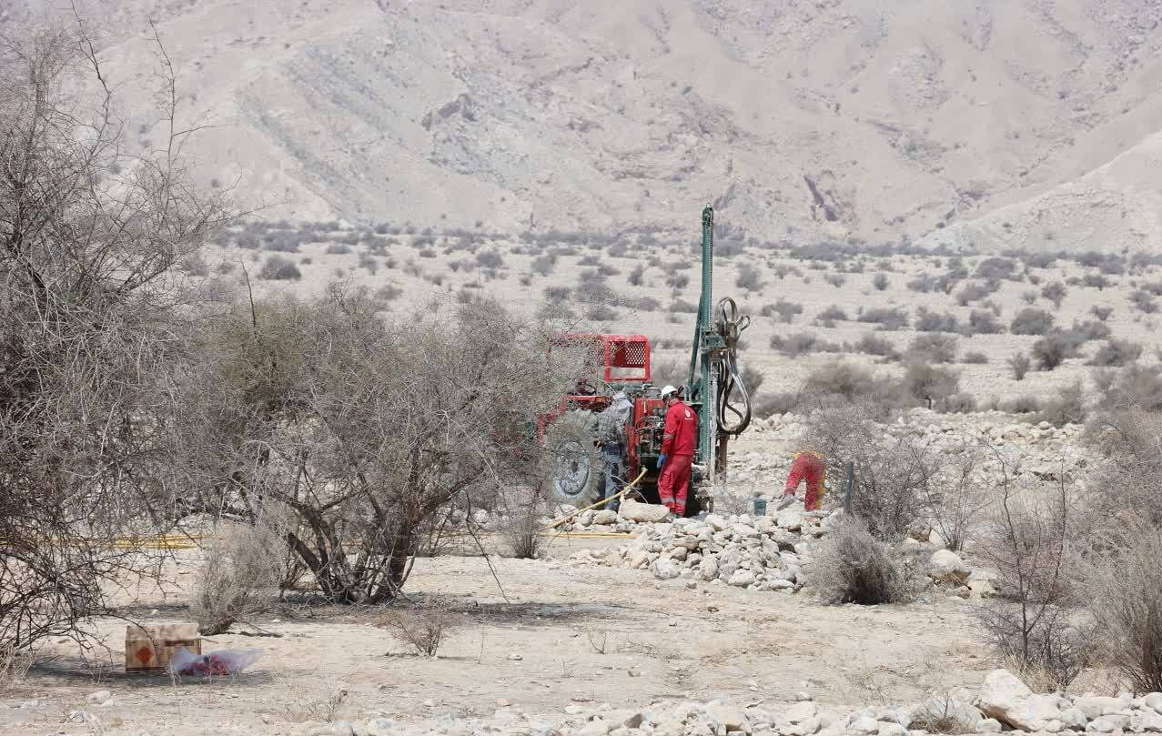 دشتی یکی از مناطق پر پتانسیل گازی و نفتی کشور است