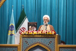 پیامبر اسلام(ص) فرهنگ جاهلی را به مکتب محبت و رحمت تبدیل کرد