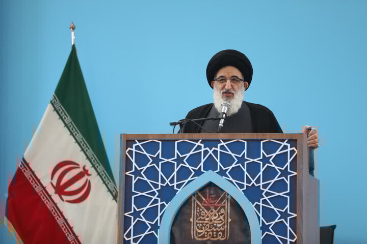 دشمن به دنبال تحریف مقاومت؛ وظیفه انقلابیون روشنگری است