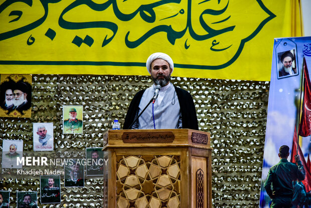 کاروان «عاشقان حسيني؛ زائران خميني» در اصفهان