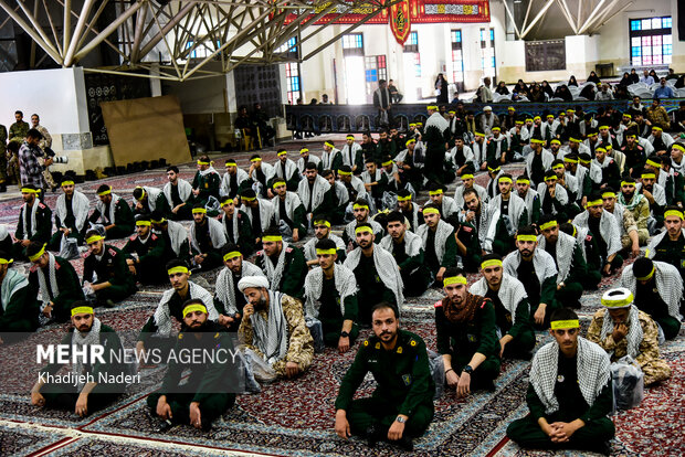 کاروان «عاشقان حسيني؛ زائران خميني» در اصفهان
