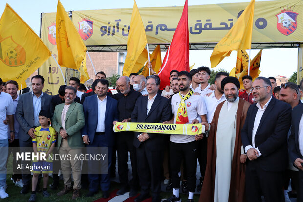 جشن صعود نود ارومیه به لیگ دسته یک فوتبال کشور