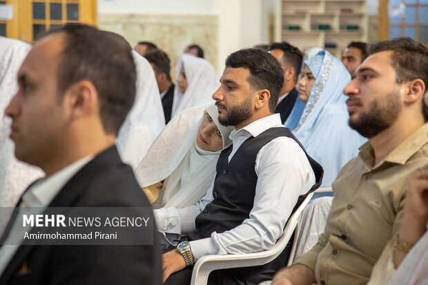 جشن ازدواج ۳۲۵ زوج جوان در حرم حضرت فاطمه معصومه(س)