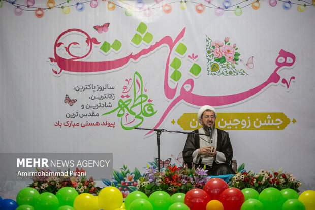 جشن ازدواج ۳۲۵ زوج جوان در حرم حضرت فاطمه معصومه(س)