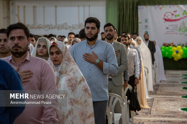 جشن ازدواج ۳۲۵ زوج جوان در حرم حضرت فاطمه معصومه(س)