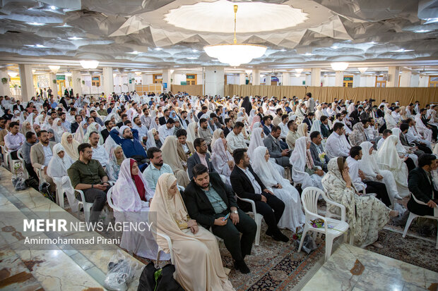 جشن ازدواج ۳۲۵ زوج جوان در حرم حضرت فاطمه معصومه(س)