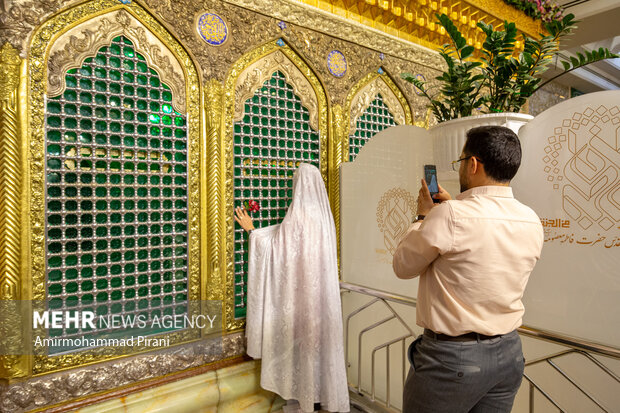 جشن ازدواج ۳۲۵ زوج جوان در حرم حضرت فاطمه معصومه(س)