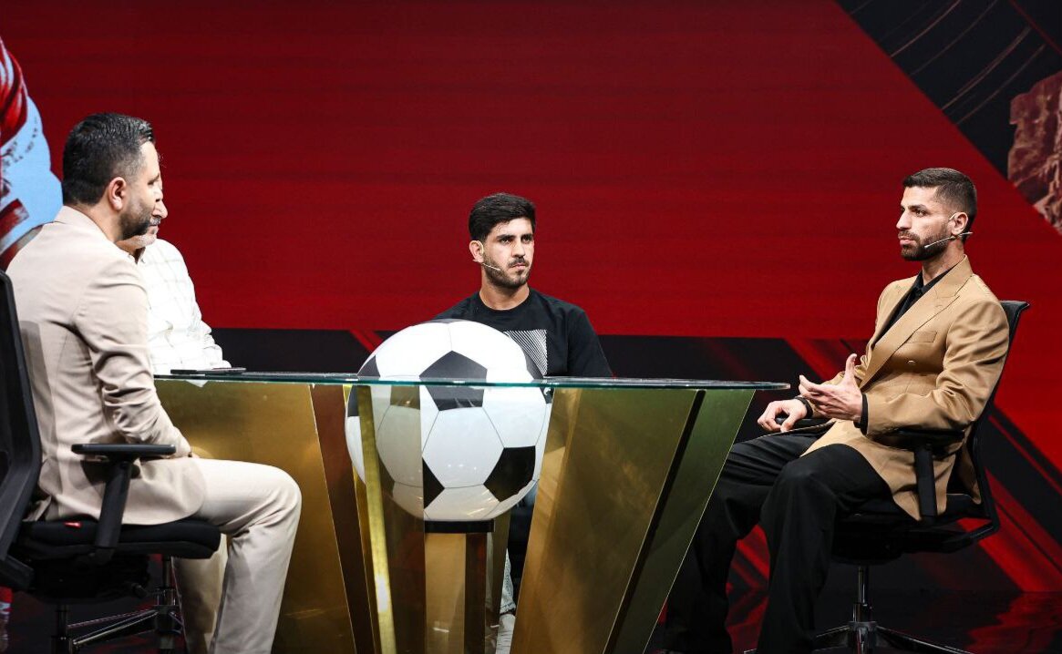 پرسپوليس،فصل،تيوي