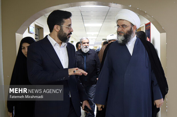 بازدیدحجت‌الاسلام محمد قمی ازمحل آزمون استخدامی سازمان تبلیغات اسلامی