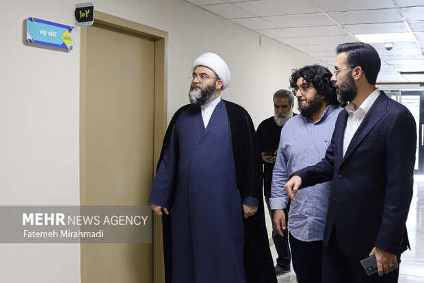 بازدیدحجت‌الاسلام محمد قمی ازمحل آزمون استخدامی سازمان تبلیغات اسلامی