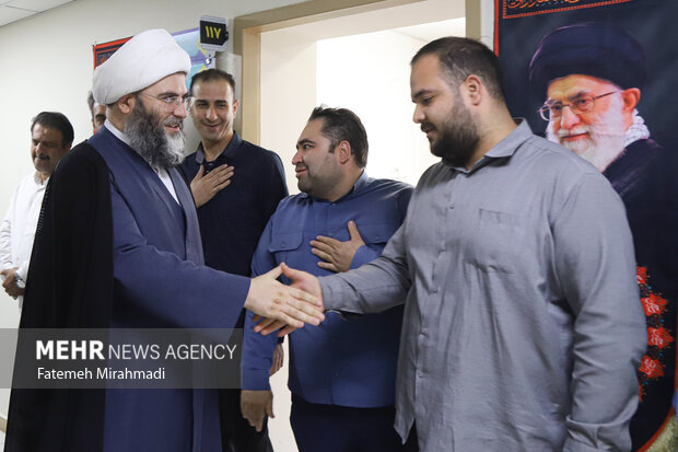 بازدیدحجت‌الاسلام محمد قمی ازمحل آزمون استخدامی سازمان تبلیغات اسلامی