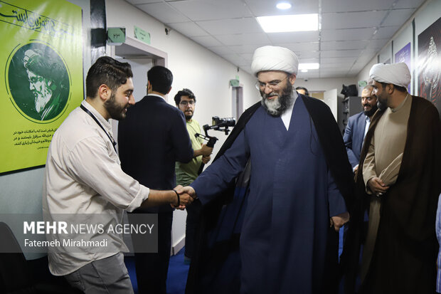 بازدیدحجت‌الاسلام محمد قمی ازمحل آزمون استخدامی سازمان تبلیغات اسلامی