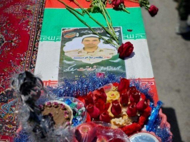 تشییع باشکوه پیکر مطهر شهید «محمدرضا حریت پسند» در قروه