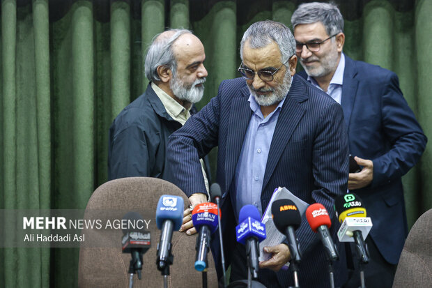 نشست خبری دبیر ستاد مرکزی بزرگداشت حضرت امام خمینی (س)
